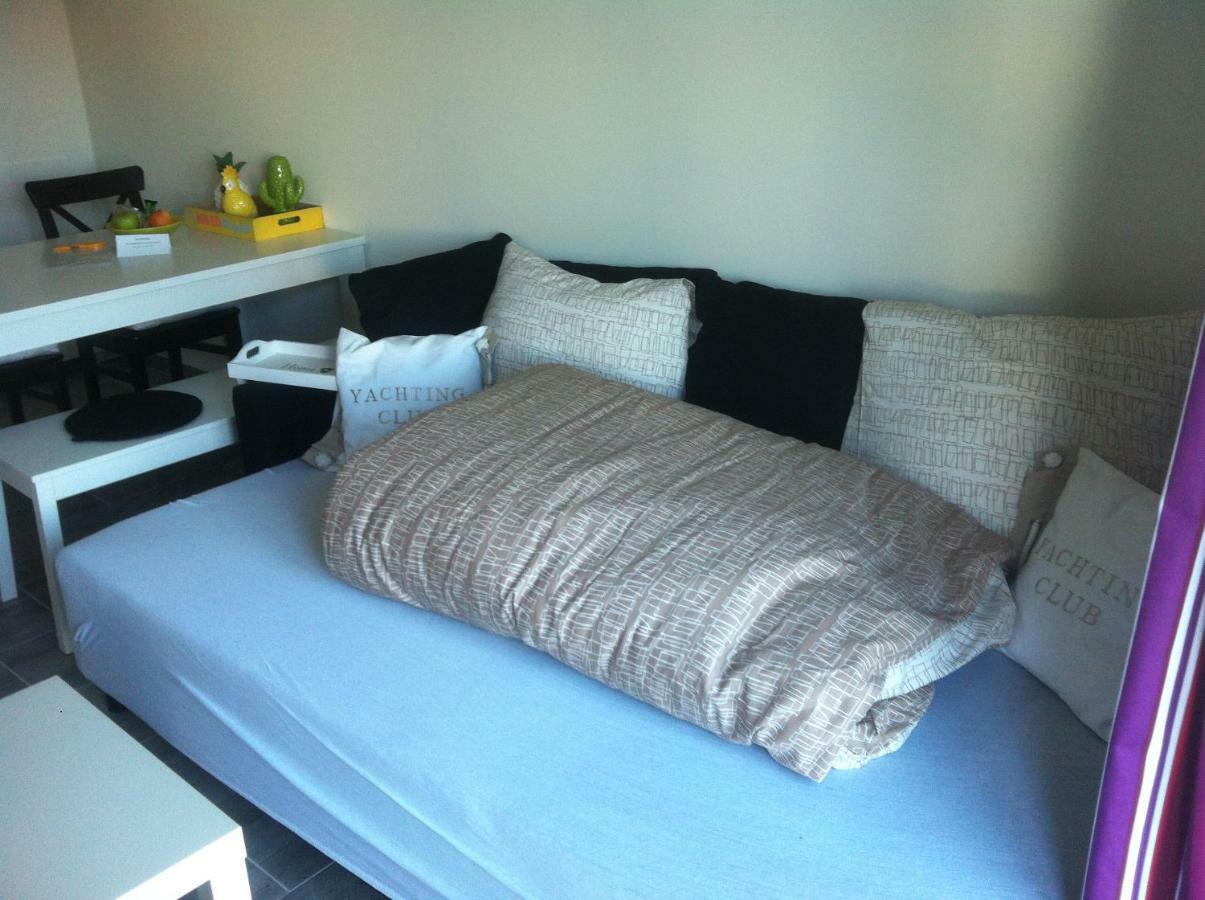 브레데네 Vakantiestudio Melroce 빌라 외부 사진